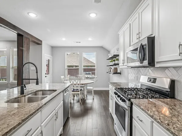 1805 Huntsman Way, Heathridge, TX 75126