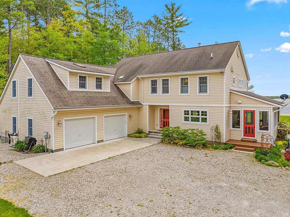 1st image of 3265 Twin Lakes Dr