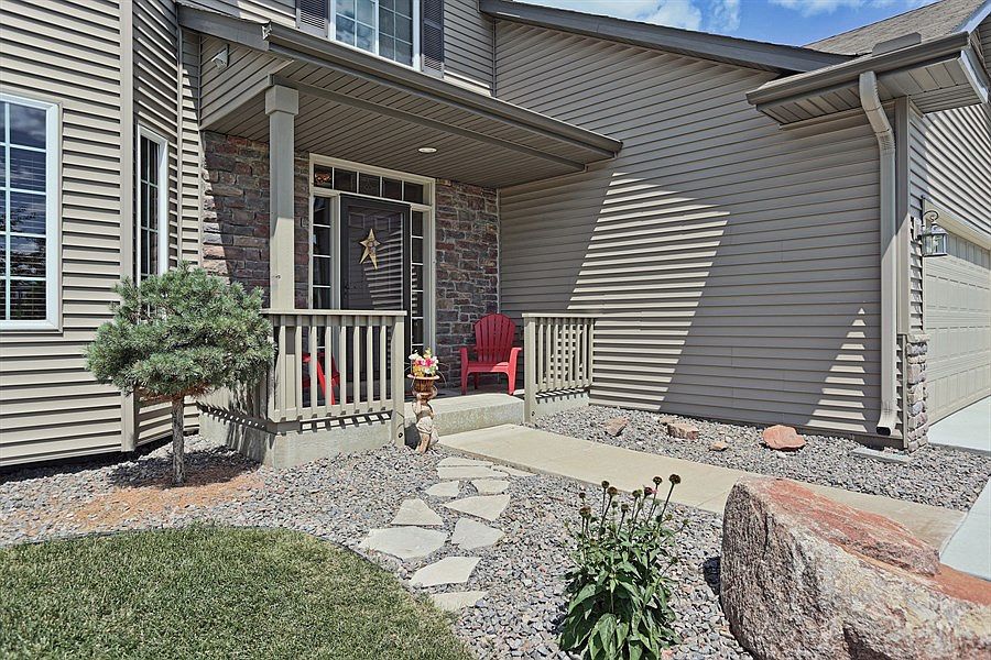 2nd image of 961 Trellis St