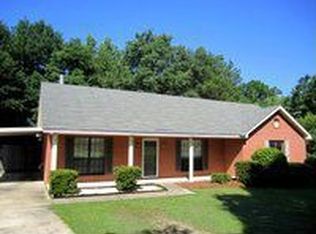 207 Pecan Cir, Millbrook, AL 36054