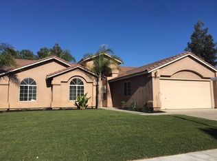 235 S Creek Dr, Madera, CA 93637