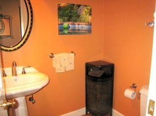 16 Phillips Pond Rd, Natick, MA 01760