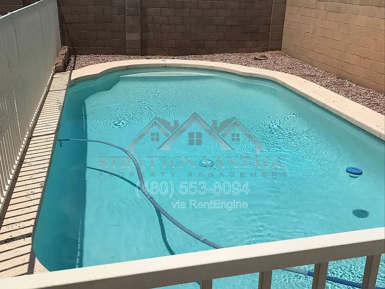 6714 W Wahalla Ln — Photo 9