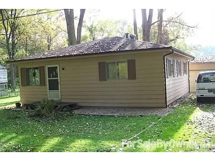 25846 Kenwood Dr photo 1
