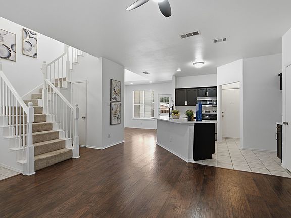 2nd image of 1504 Barbara Dr