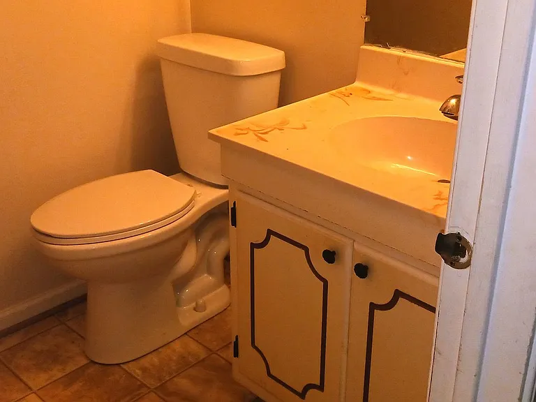 302 Patriot Ln #B — Photo 19