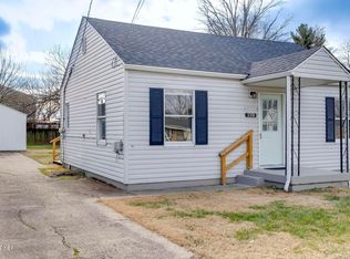 3318 Van Winkle Dr, Louisville, KY 40216