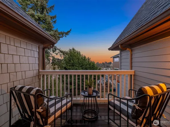 337 25th Avenue E, Seattle, WA 98112