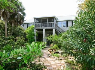 12407 Live Oak St, Cedar Key, FL 32625
