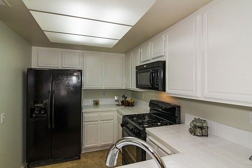2nd image of 5624 Canterbury Dr