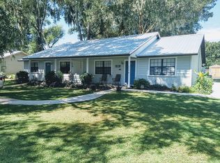 436 S Prospect St, Crescent City, FL 32112