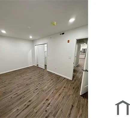 4224 Brown St #2 — Photo 8