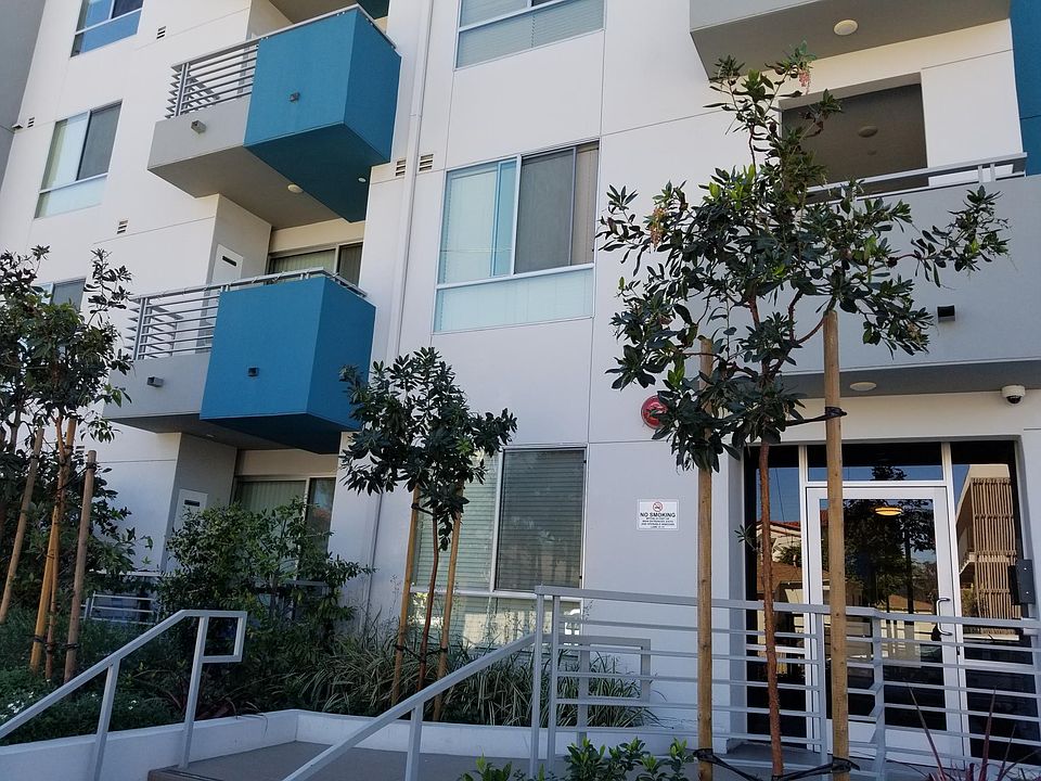 1st image of 10840 Bloomfield St #206