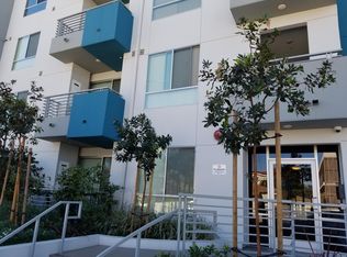 10840 Bloomfield St #206, Toluca Lake, CA 91602