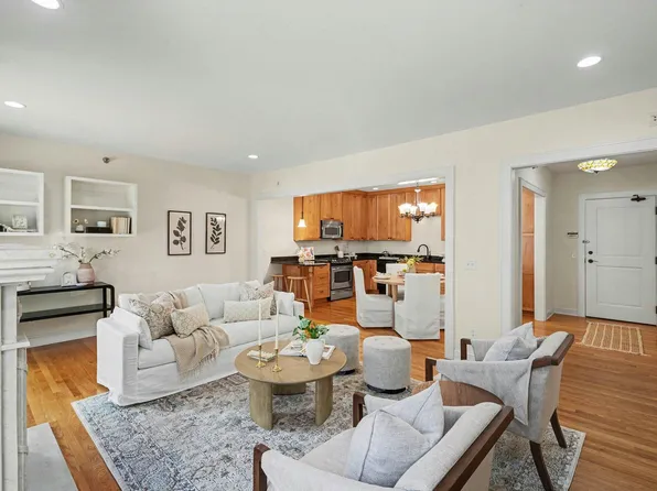 3810 W 31st St APT 101, Minneapolis, MN 55416