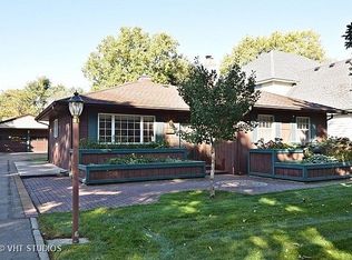 112 S Elm St, Palatine, IL 60067