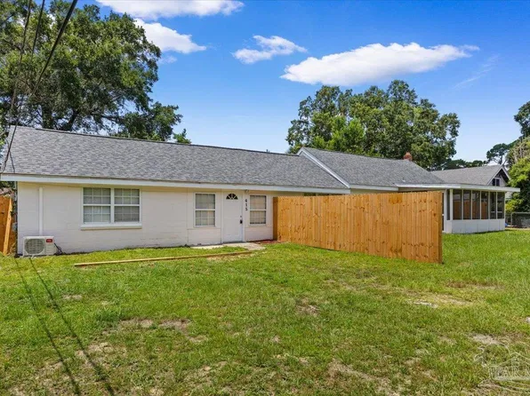415 Colbert Ave #B, Pensacola, FL 32507