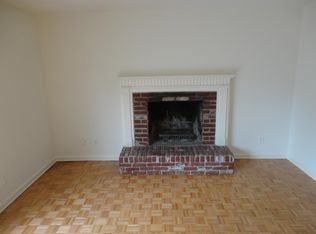 160 Yeardley Dr APT 1, Newport News, VA 23601