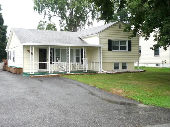 2755 Frenchtown Rd, Newark, DE 19702