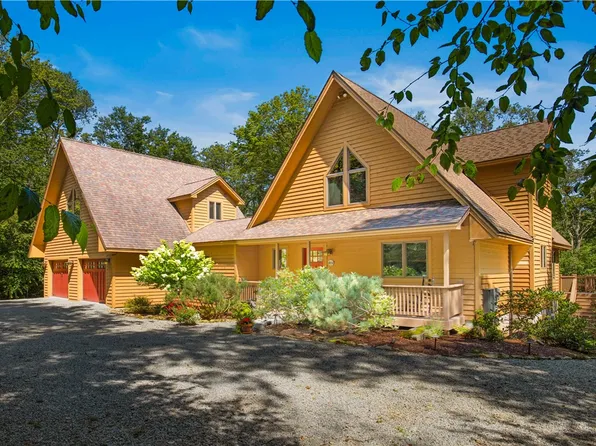 247 Fern Mountain Rd, Somerset, PA 15501