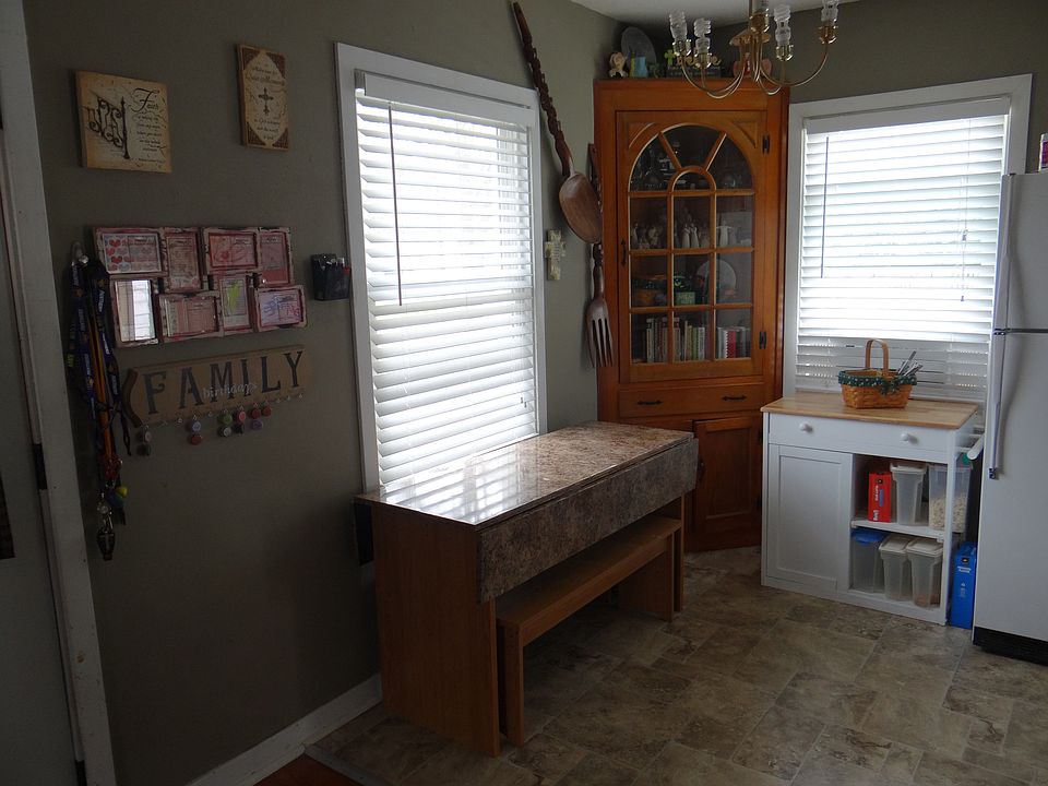 2nd image of 710 9th Ave