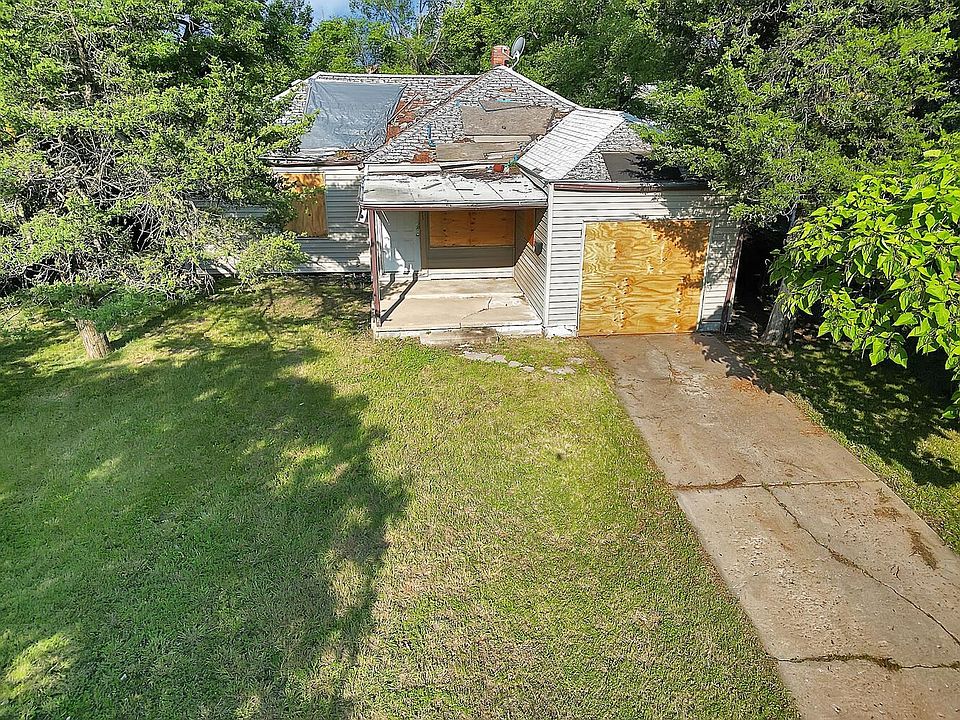 2nd image of 2011 N Chautauqua Ave