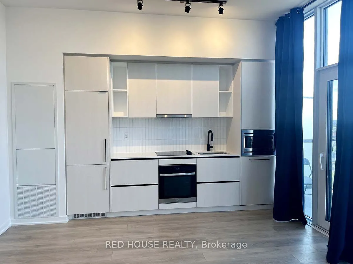 2 bed, $2,500 — Photo 2