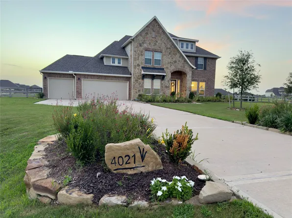 4021 Edgewater Terrace Ln, Waller, TX 77484