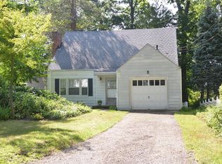 34 Windsor Rd, Port Chester, NY 10573