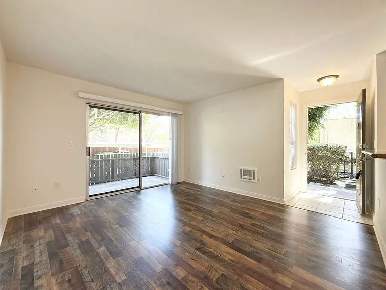 432 Edgehill Ln #71 — Photo 8
