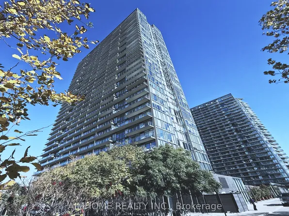 105 The Queensway Way, Toronto, ON