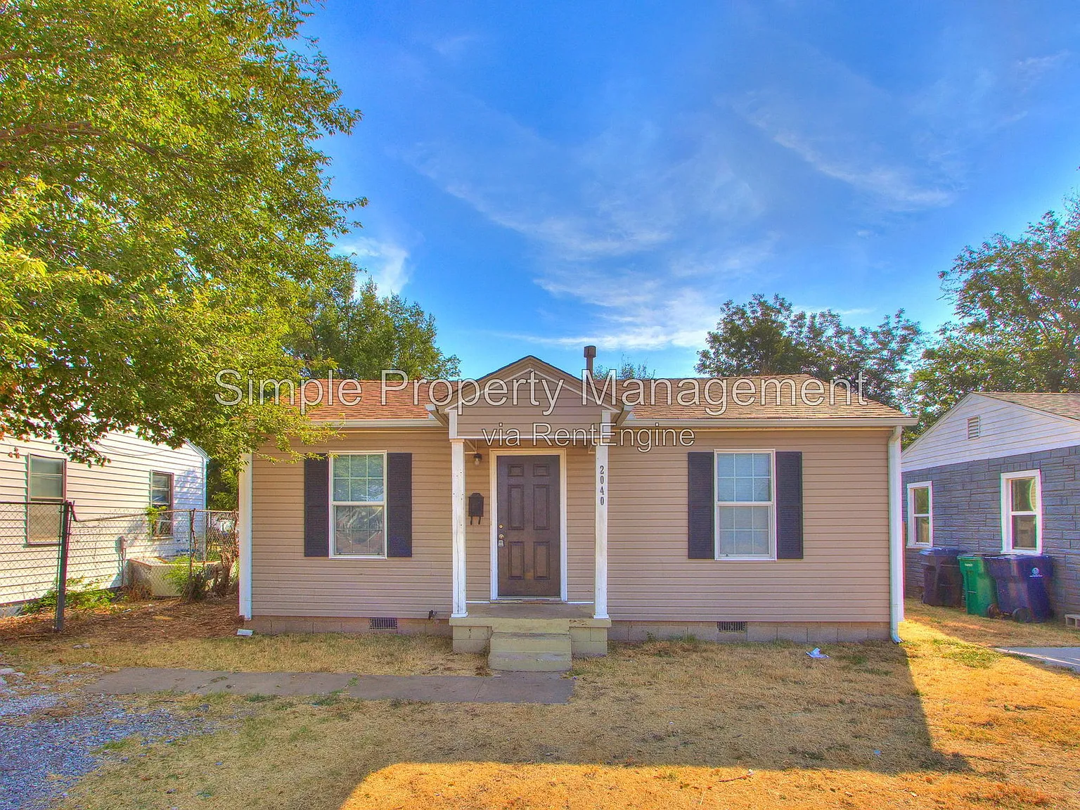 3 bed, 1.0 bath, 942 sqft, $1,100 — Photo 2