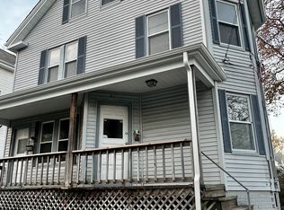 21 Dexter St #1, Woonsocket, RI 02895