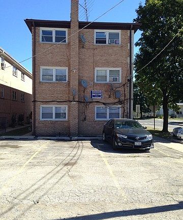 4th image of 1246 S Austin Blvd