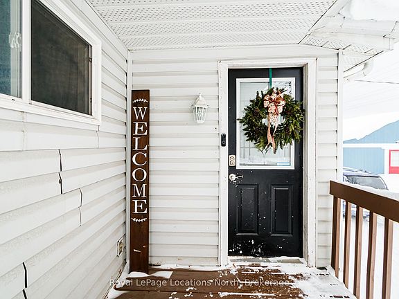 5th image of 46 4th St
