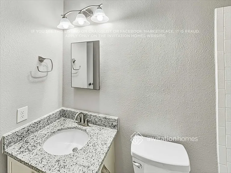 1405 Comfort St — Photo 24