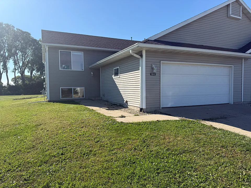 304 Santa Maria Dr