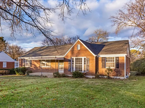 2208 Castleman Dr, Nashville, TN 37215