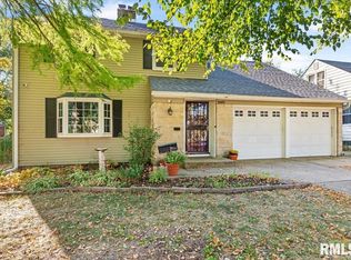 1915 N 6th St, Springfield, IL 62702