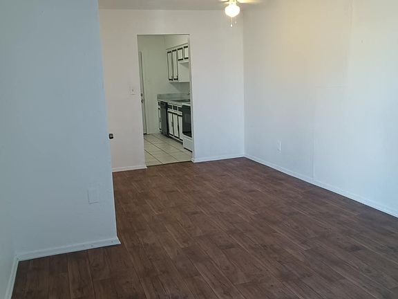 5th image of 116 Pine Meadow Dr APT A