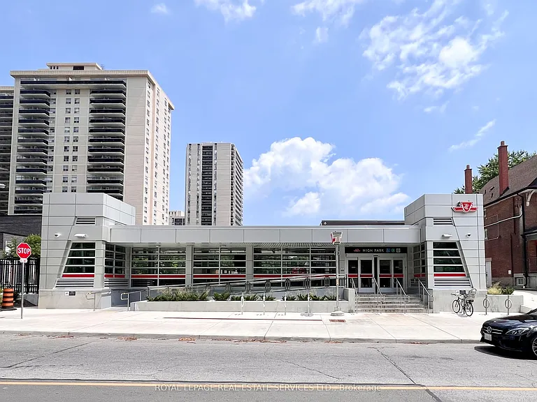 1830 Bloor St W #1117 — Photo 47