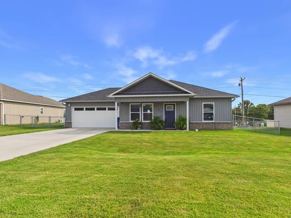1080 Ozark Ave, Mountain Home, AR 72653