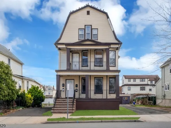 202 Sanford St, East Orange City, NJ 07018