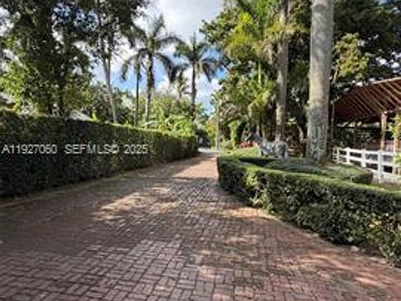 3rd image of 5877 SW 123rd Ave
