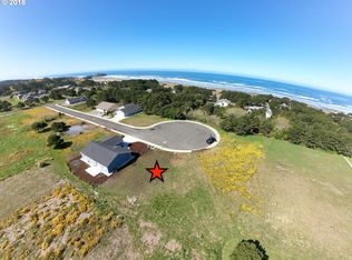 3109 Periwinkle Ln, Bandon, OR 97411