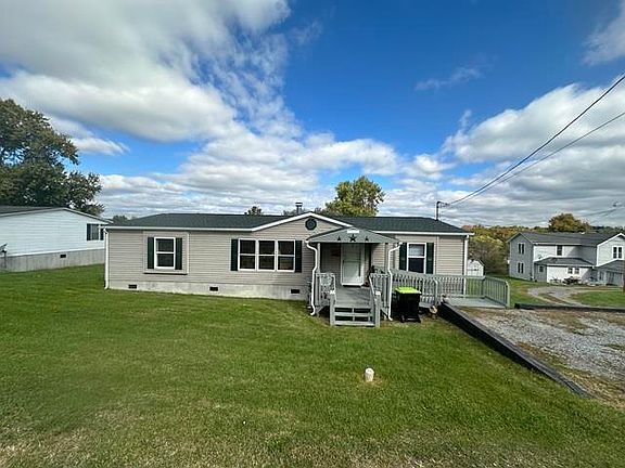 2nd image of 164 Oak Ln