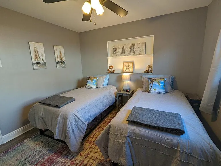 Twin Bedroom