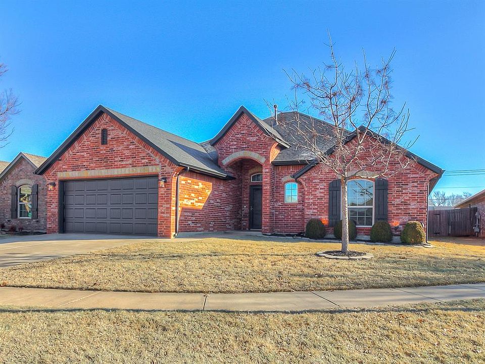 1st image of 19108 Green Springs Dr
