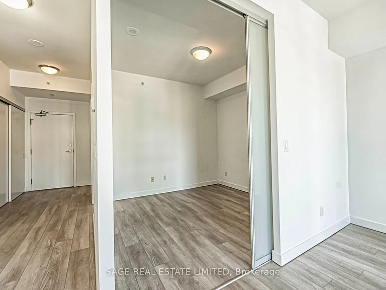 32 Camden St #607 — Photo 13