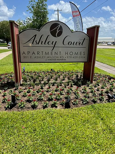 Ashley Court Apartments Photo 1